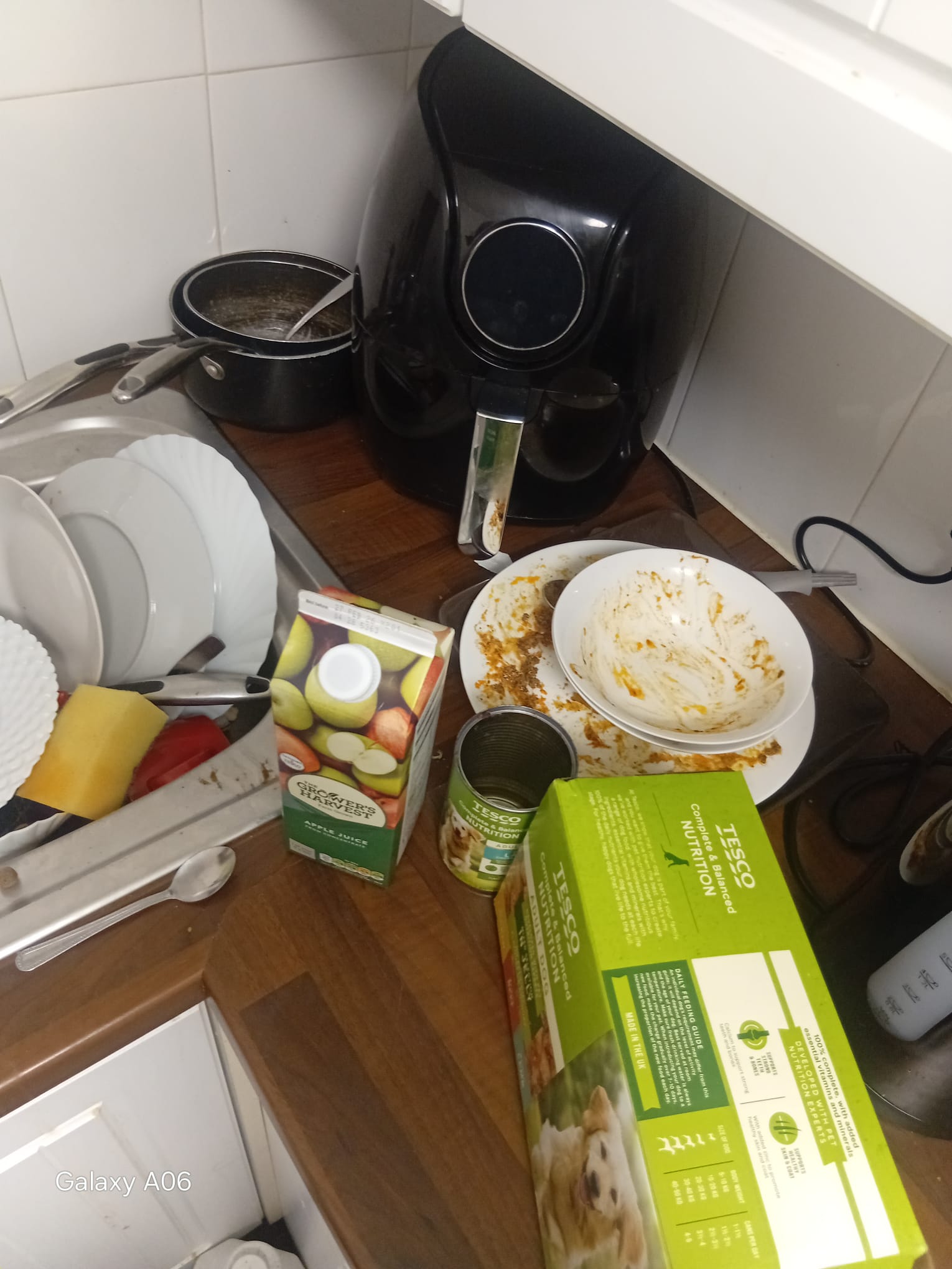 Kitchen Deep Clean - real transformation by 2 of a Kind Cleaning